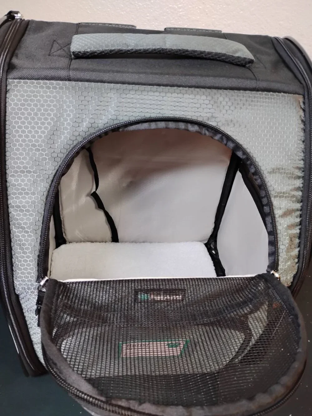PetAmi Deluxe Pet Carrier Backpack Gray Honeycomb Mesh Small Dog Cat Travel Bag